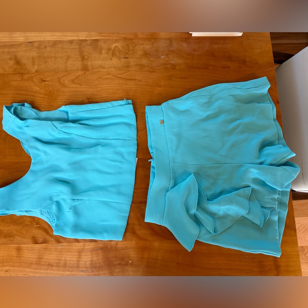 Able and Lula matching set! Aqua blue size 7